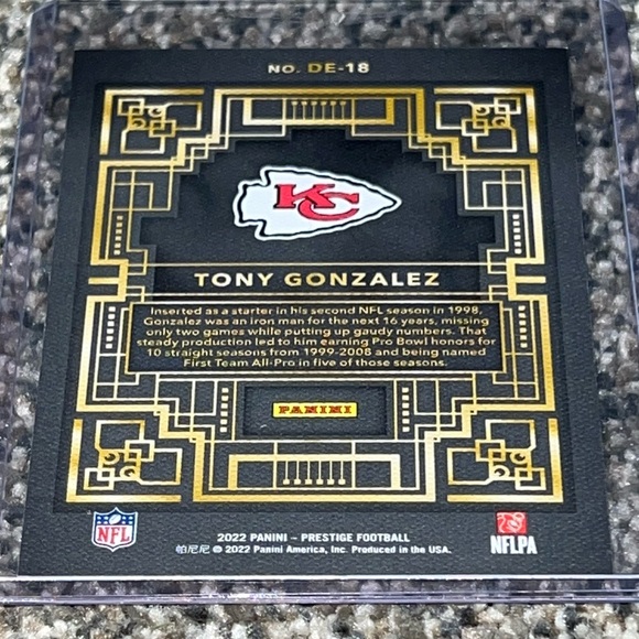 2022 Panini Prestige Football CASE HIT Tony Gonzalez DECORATED SSP - #DE-18 - Picture 2 of 3